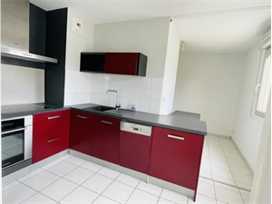 t3 à la vente -   11400  CASTELNAUDARY, surface 80 m2 vente t3 - UBI478715150